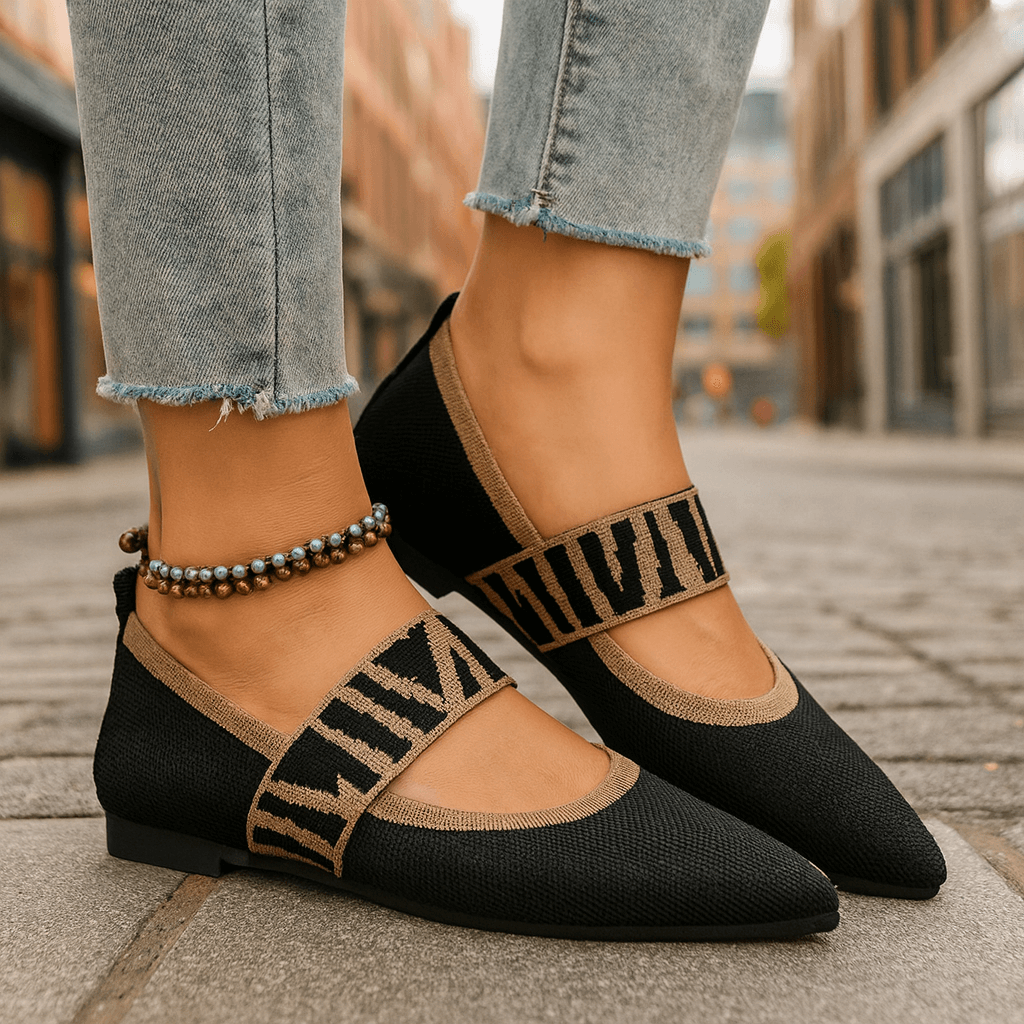 Women's Lightweight Knit Black Flats Corvine
