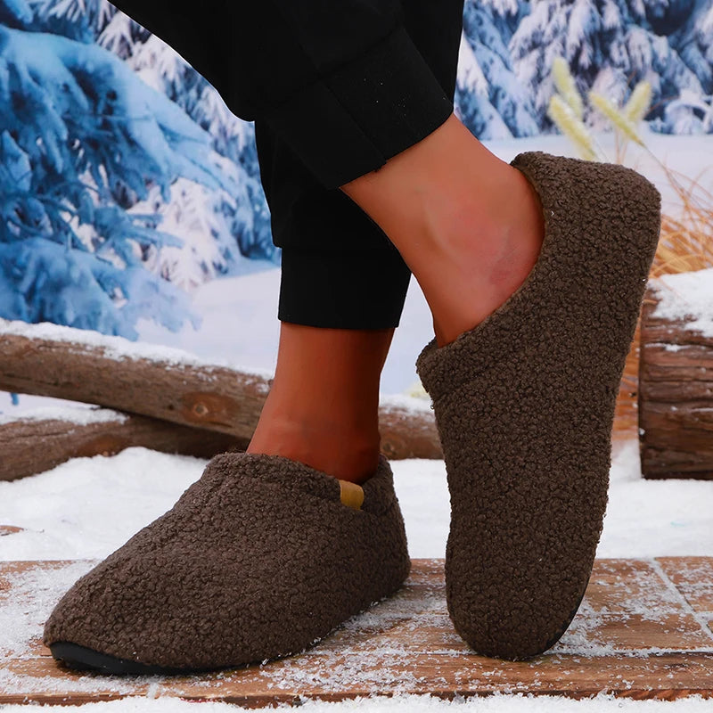 Unisex Ultra-Soft Teddy Fleece Slippers Corvine