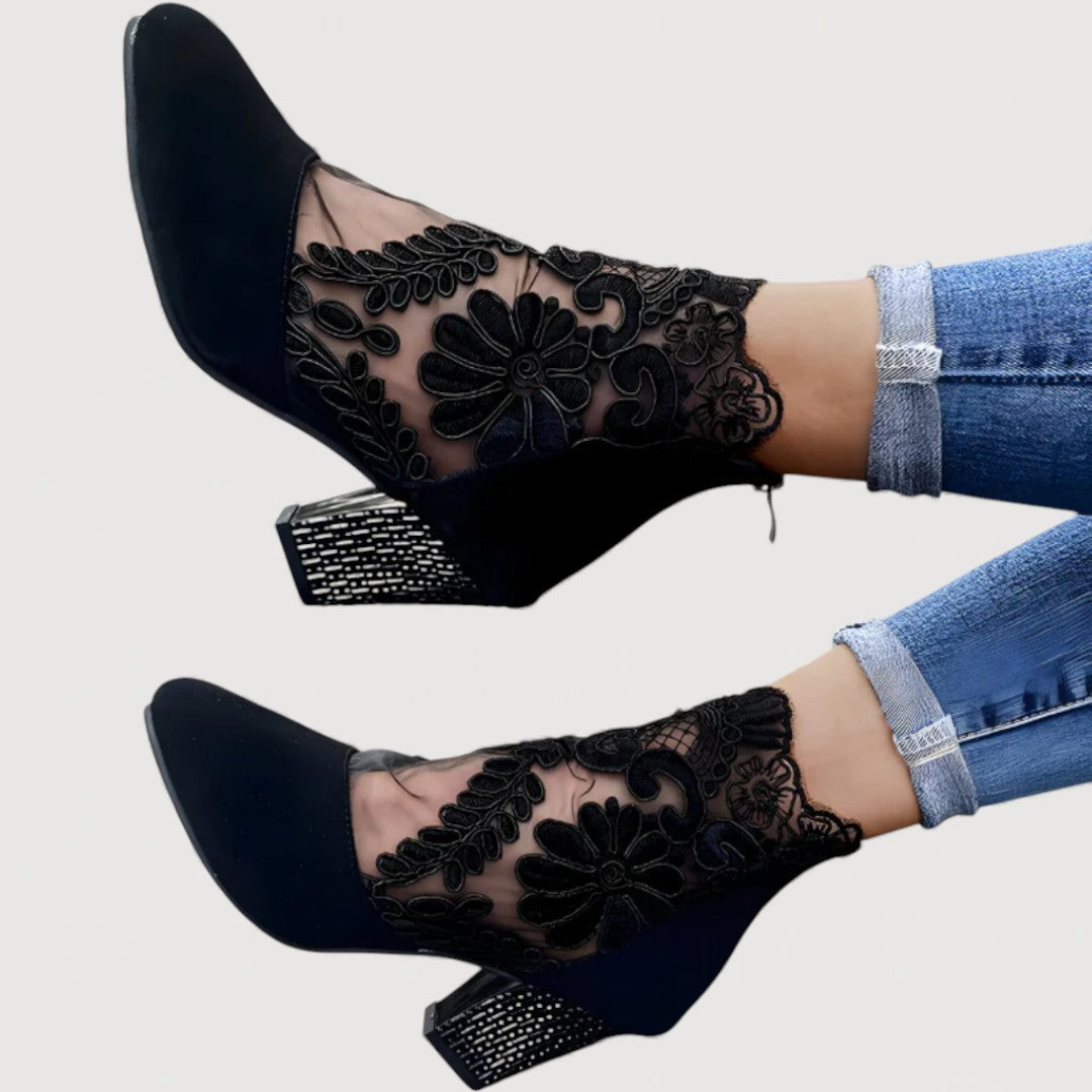 Women's Black Lace Block Heel Heels Corvine
