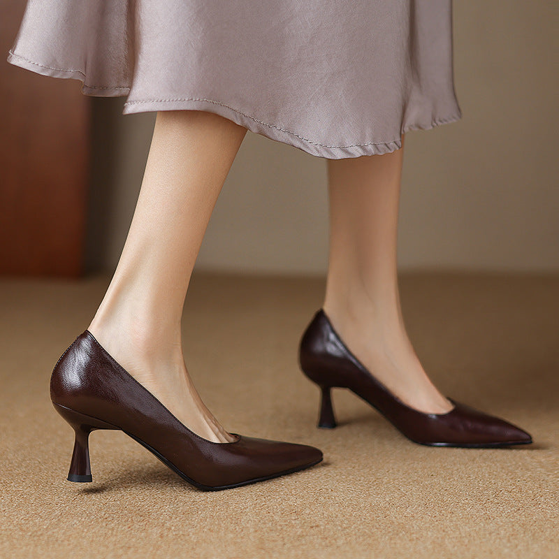 Women's Black Lambskin Pointed-Toe Pumps Corvine