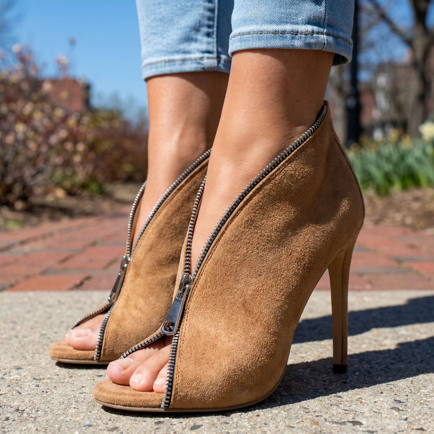 Women's Black Suede Zipper Heels Corvine