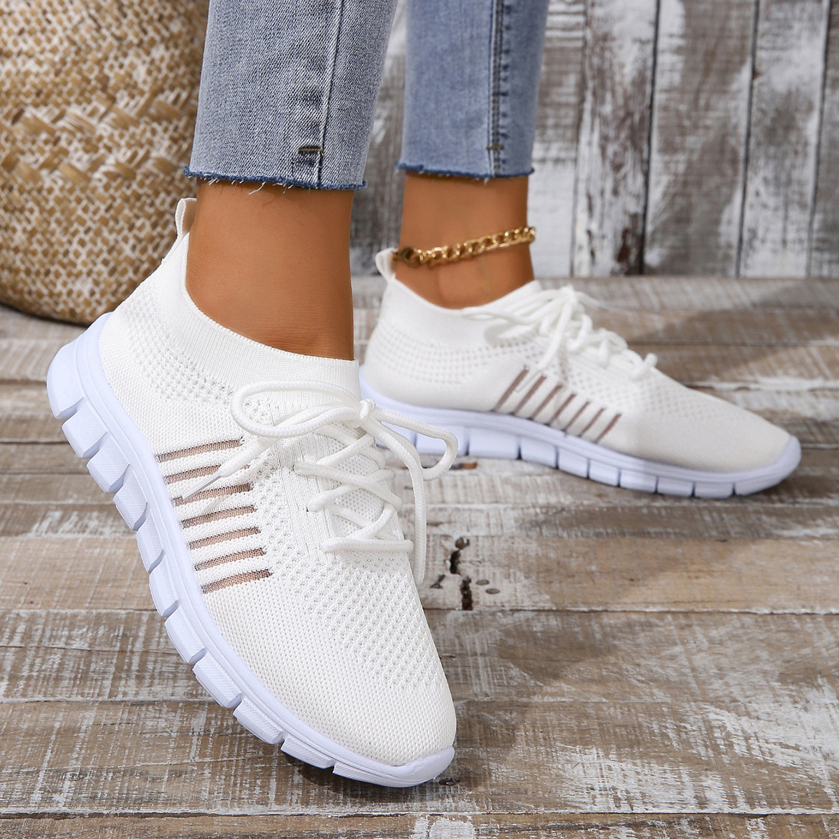 Women's Breathable Stretch-Knit Walking Shoes Corvine