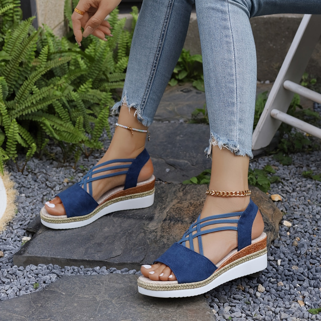 Women's Breathable Woven Textile Platform Wedges Corvine
