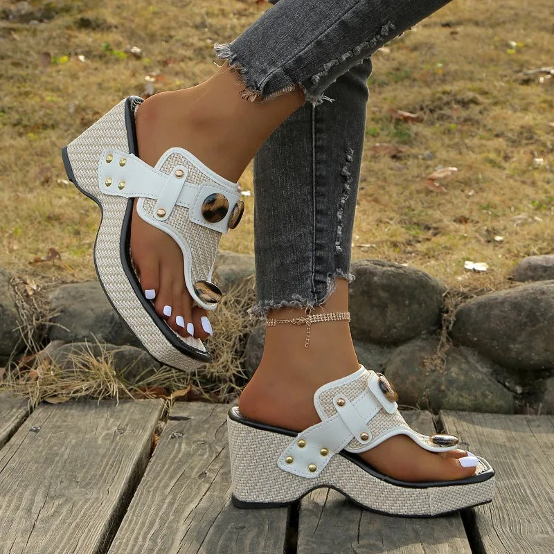 Women's Cushioned Synthetic Casual Sandals Corvine