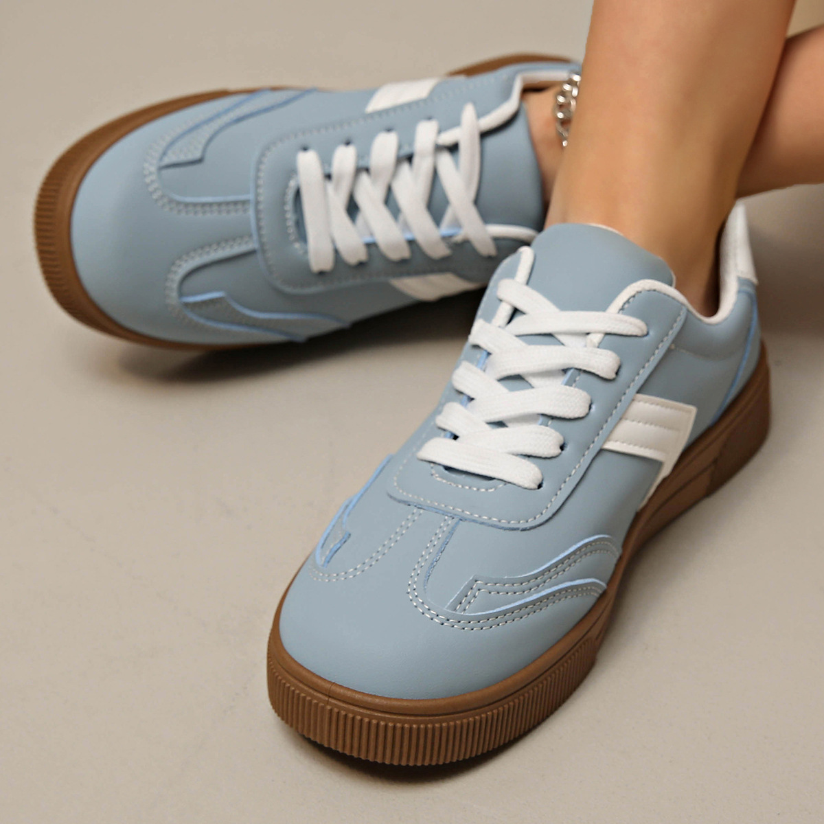 Women's Genuine Leather Retro Trainers Corvine