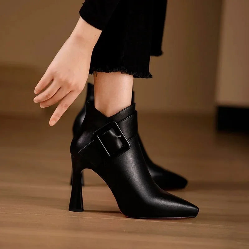 Women's High-Gloss Vegan Leather Ankle Boots Corvine