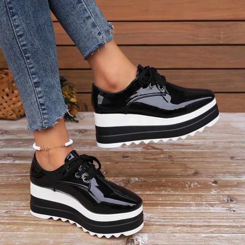 Women's High-Shine Platform Shoes Corvine