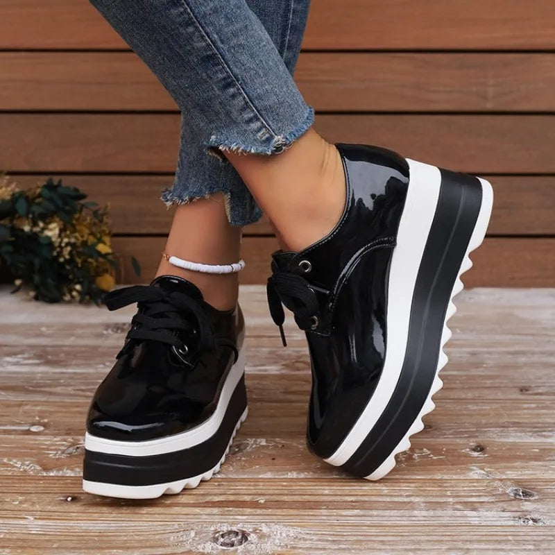 Women's High-Shine Platform Shoes Corvine