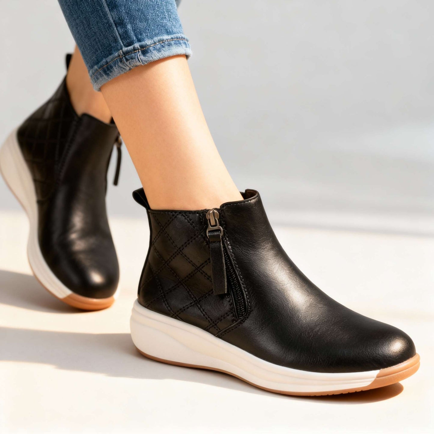 Women's Lightweight White Trainers Corvine