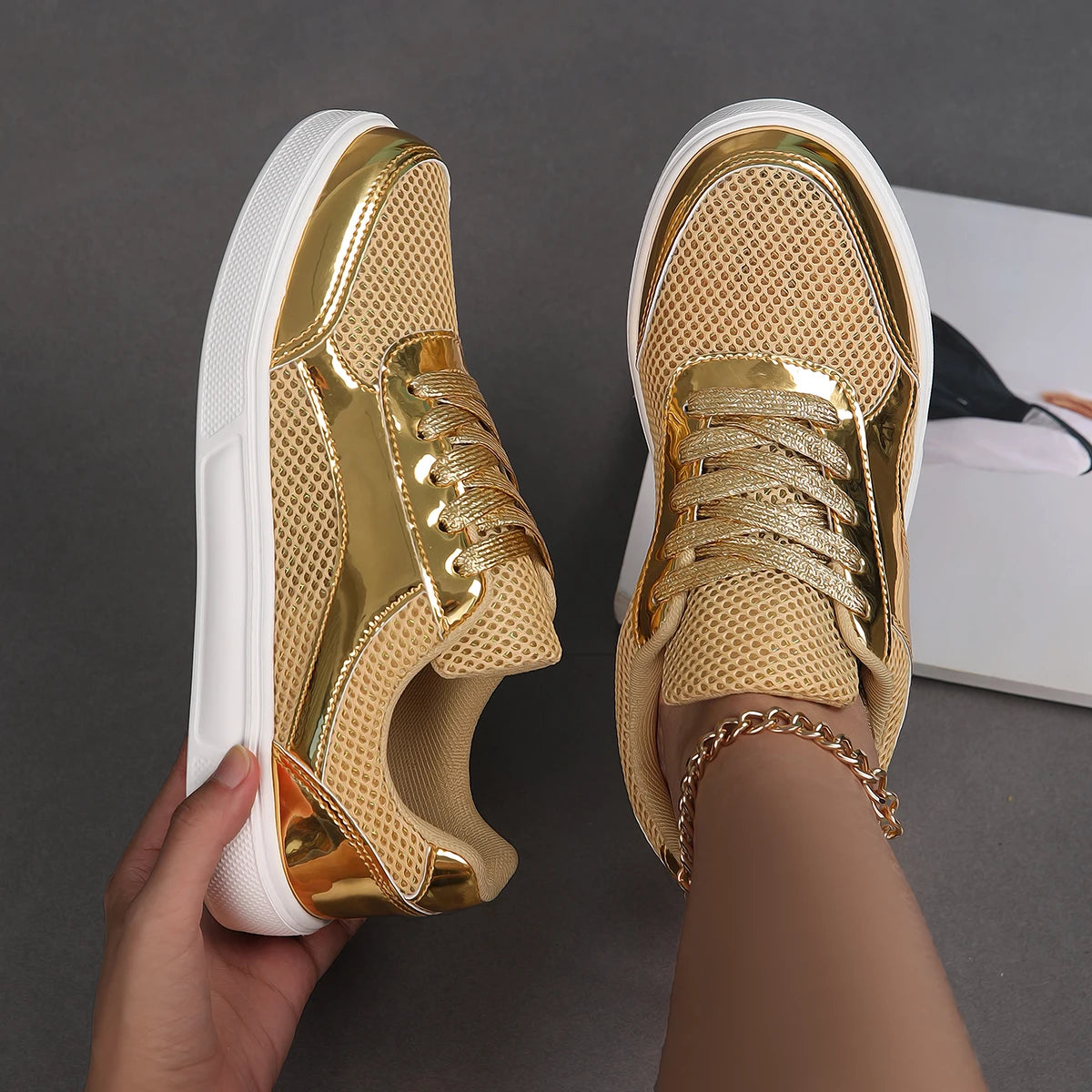 Women's Metallic Breathable Mesh Walking Shoes Corvine