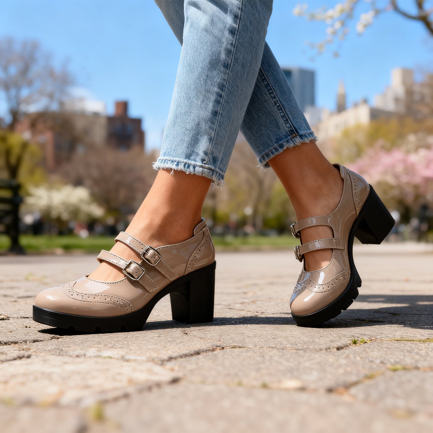 Women's Patent Leather Brogue Heels Corvine