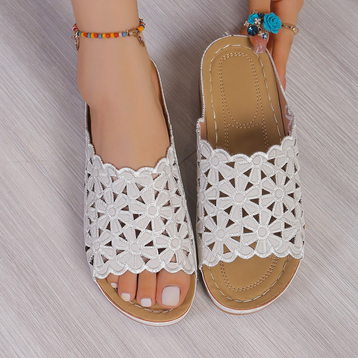 Women's Premium Leather Floral Slide Sandals Corvine
