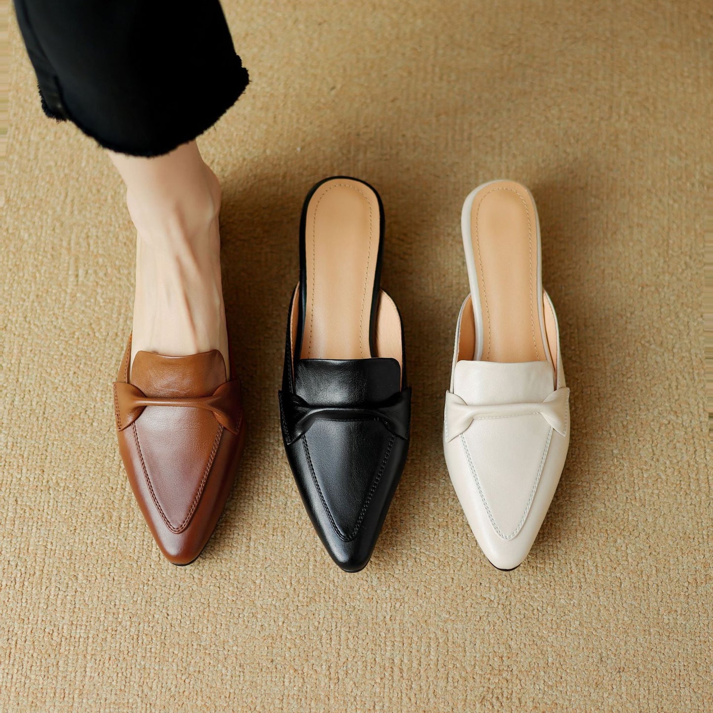 Women's Premium Leather Pointed Mules Shoes Corvine