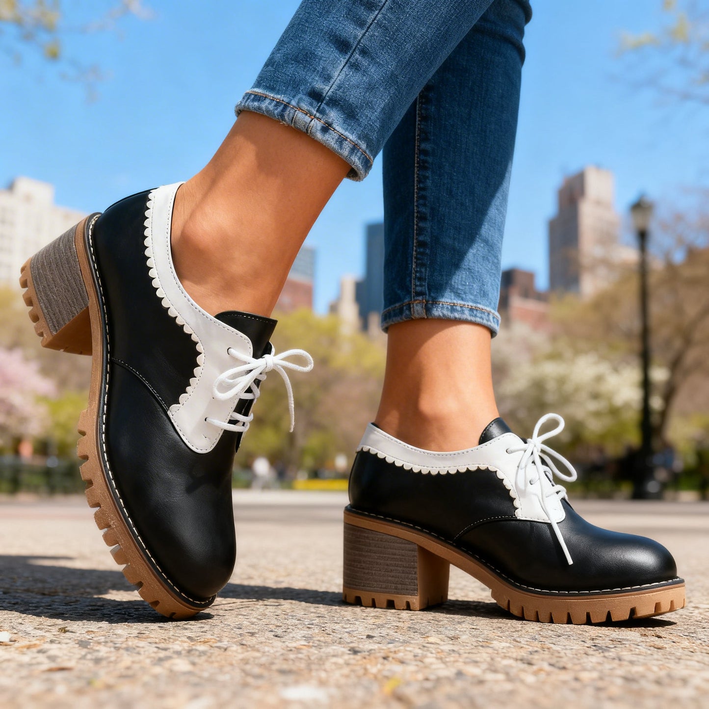 Women's Smooth Leather Lace-Up Derbies Corvine