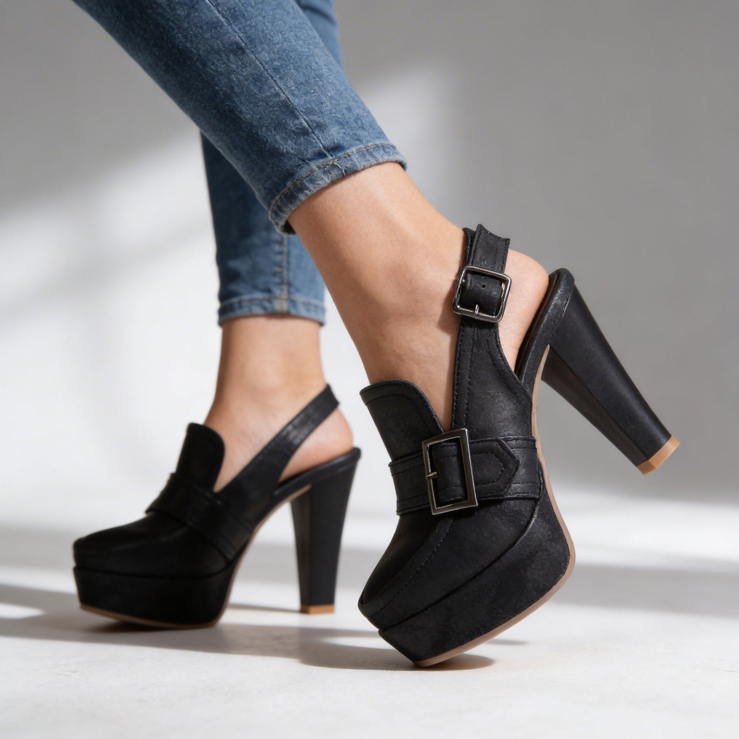 Women's Smooth Upper Slingback Heels Corvine