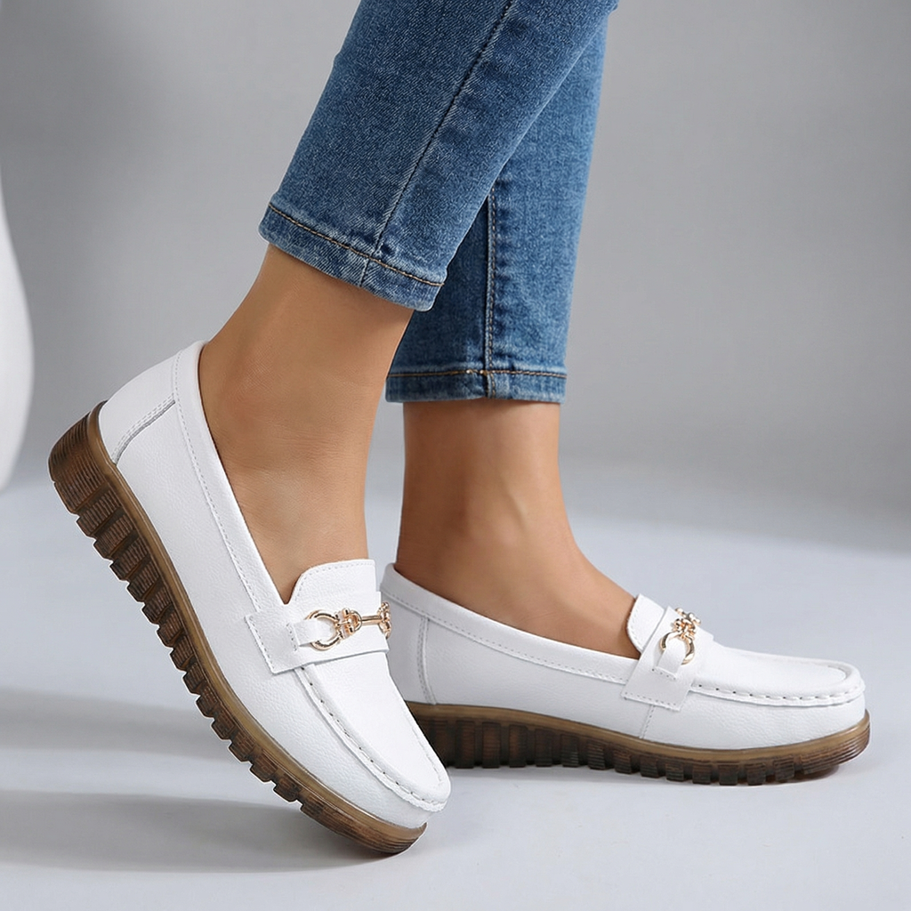 Women's Softly Grained Slip-On Loafers Corvine