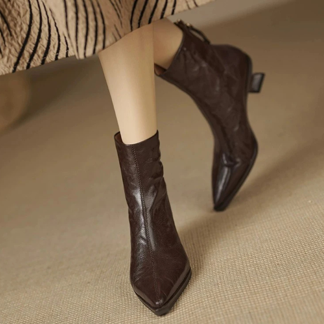 Women's Textured Leather Black Ankle Boots Corvine