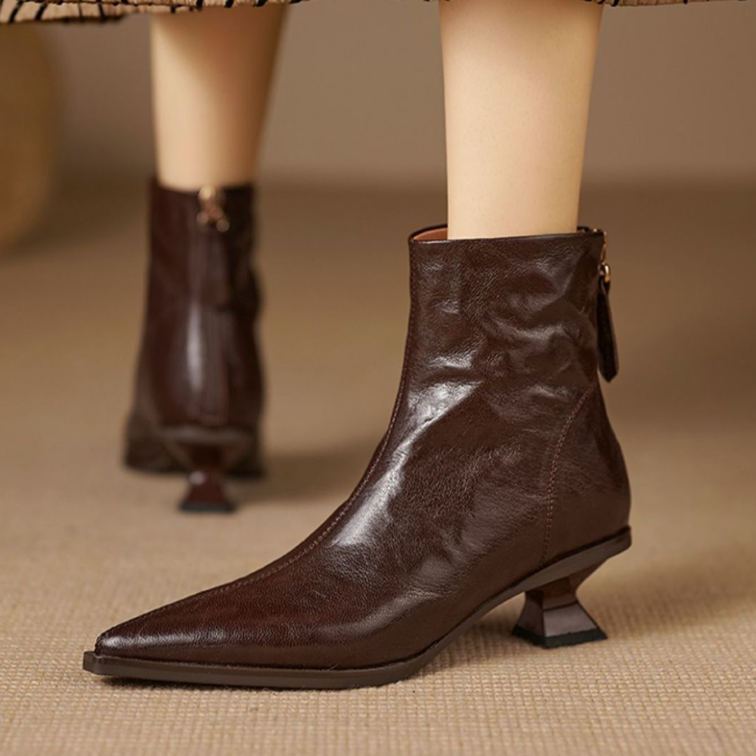 Women's Textured Leather Black Ankle Boots Corvine