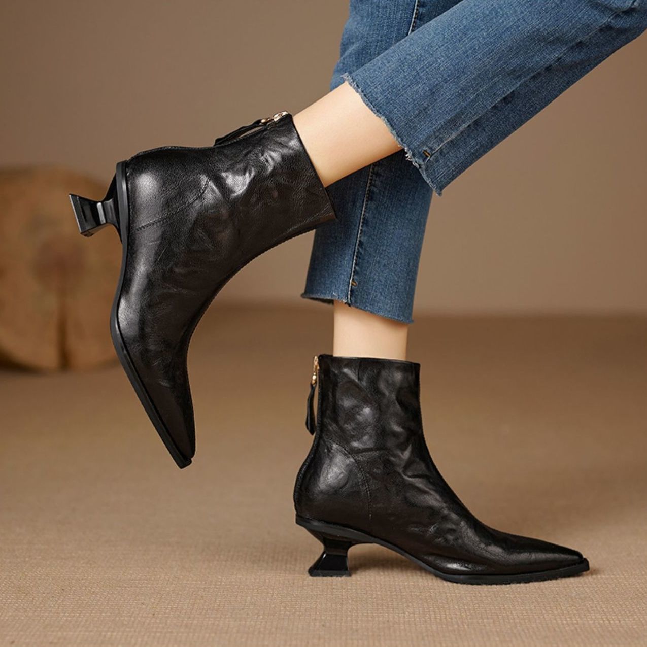 Women's Textured Leather Black Ankle Boots Corvine