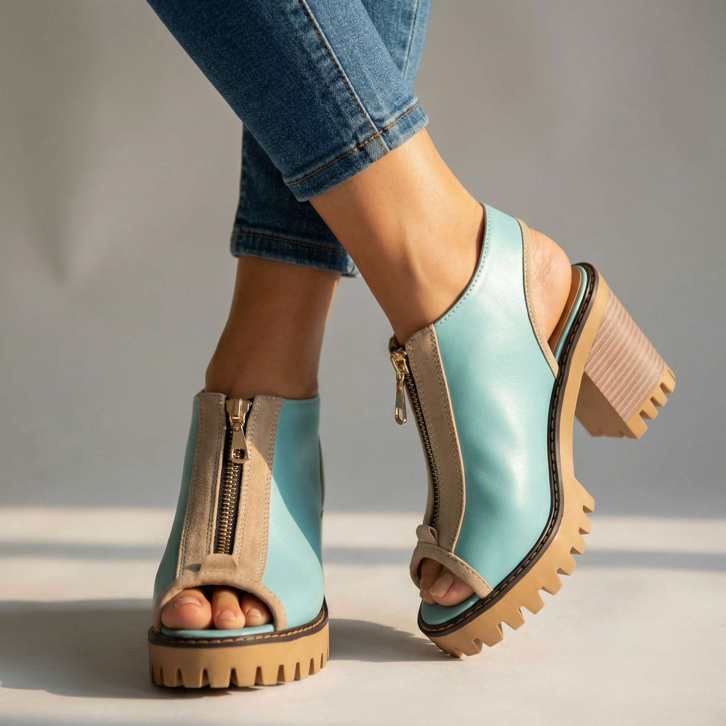 Women's Two-Tone Zipper Block Heel Shoes Corvine