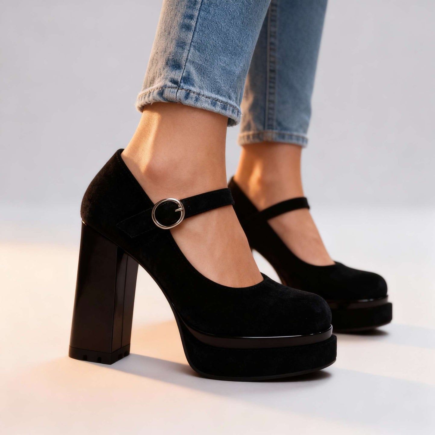 Women's Velvet Block Heel Shoes Corvine